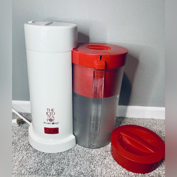 The Iced Tea Pot By Mr. Coffee w Pitcher Model TM1.5 Red Electric Maker Machine - Picture 1 of 9